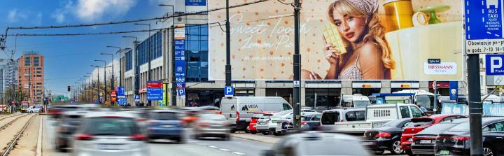 Lemon Pie od Sabriny Carpenter w kampanii OOH. Zasięg i doświadczenie w jednym projekcie